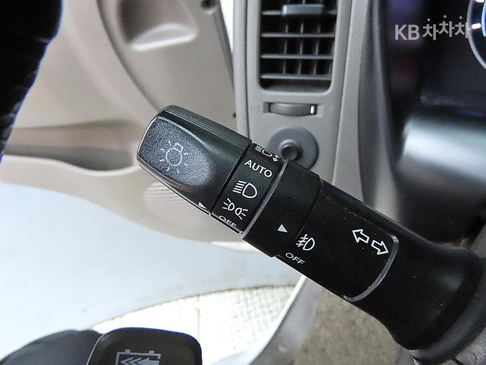 Hyundai Porter 2 일렉트릭Super Cab Extra Long Smart Special (special feature/edition) - 12
