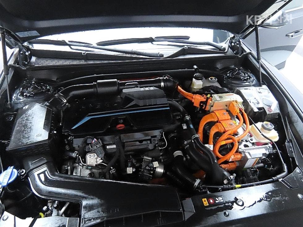 Hyundai The All New Grandeur (Azera) Hybrid1.6 Turbo Gasoline Exclusive - 7