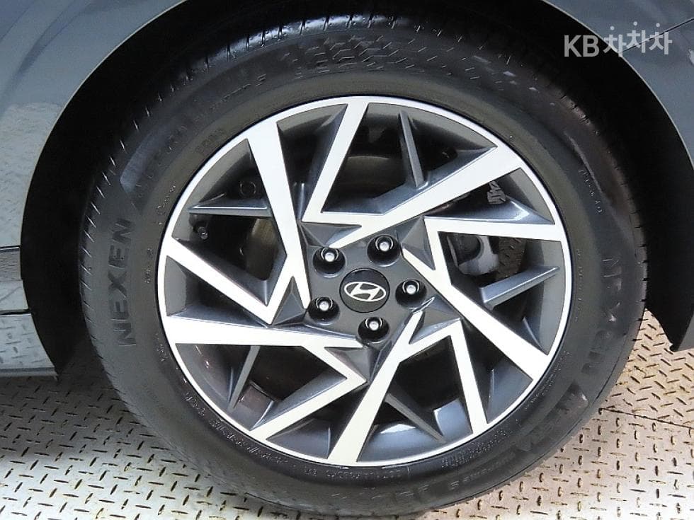 Hyundai The All New Grandeur (Azera) Hybrid1.6 Turbo Gasoline Exclusive - 20