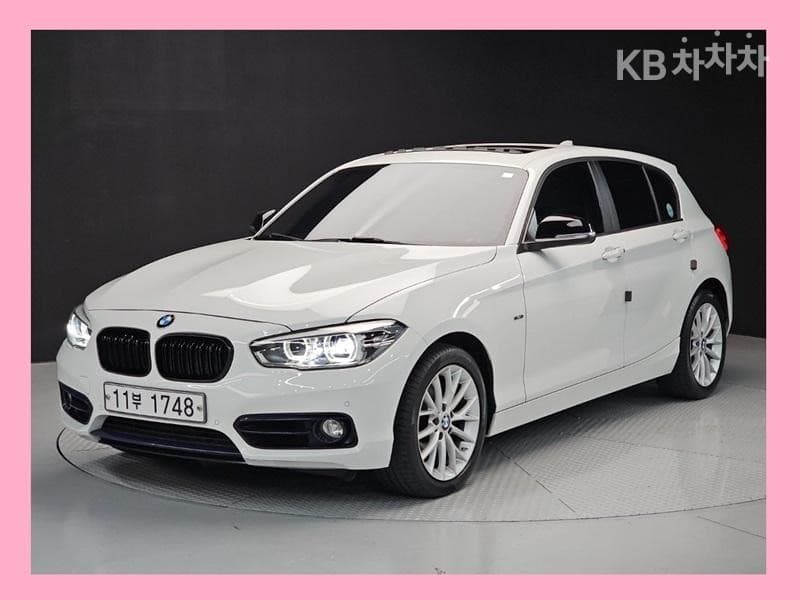 BMW Нов1시리즈 118d 스포츠 Стандартен - Image 1