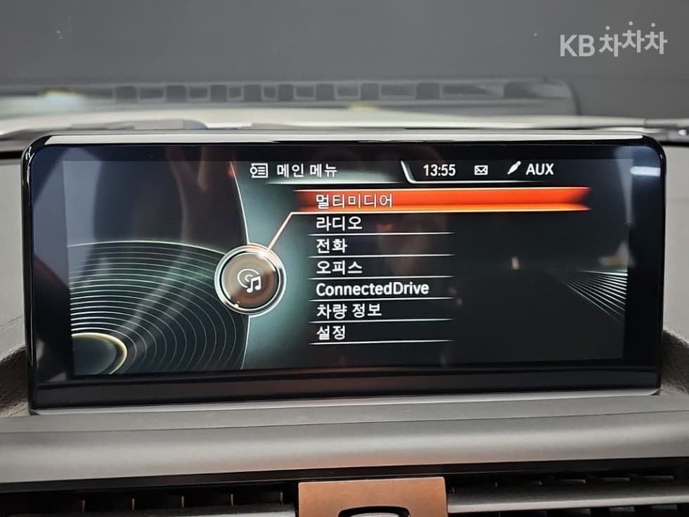 BMW Нов1시리즈118d 스포츠 Стандартен - 16