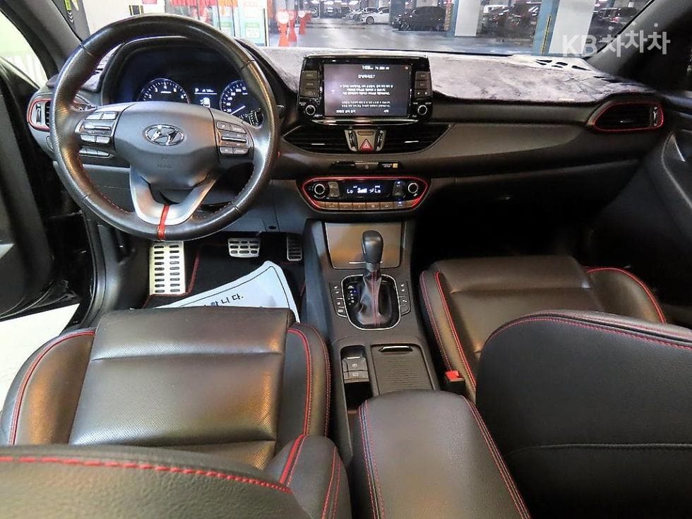 Хюндай i30 (PD)1.6 Турбо 스포츠 Premium - 10