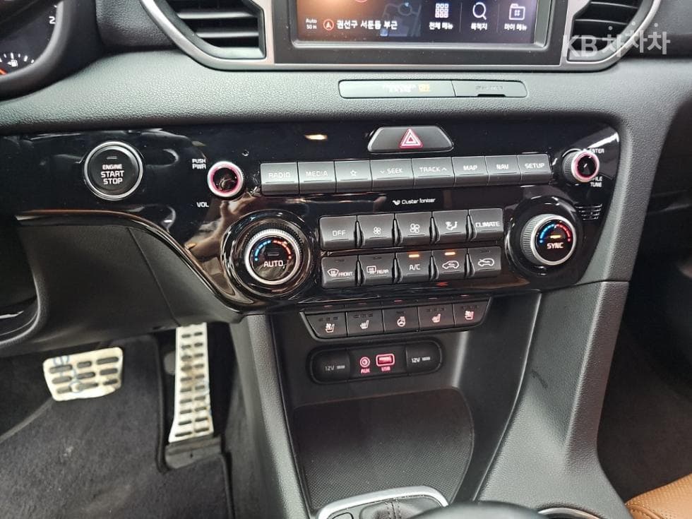 Kia Sportage 4th generationDiesel 2.0 4WD Noblesse Special (special feature/edition) - 10