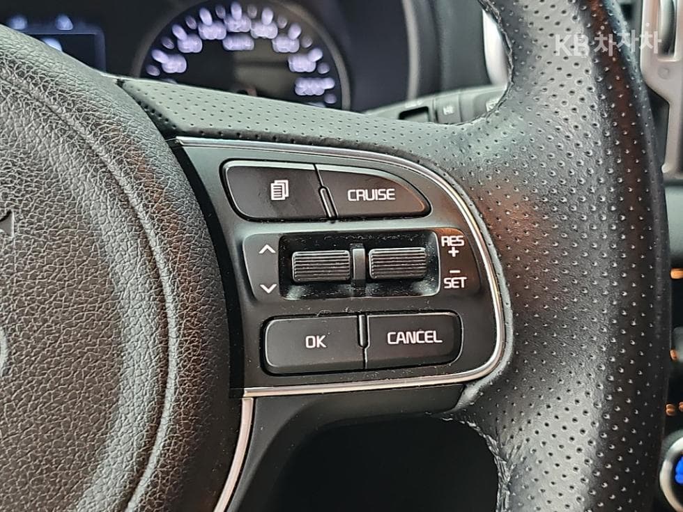 Kia Sportage 4th generationDiesel 2.0 4WD Noblesse Special (special feature/edition) - 18