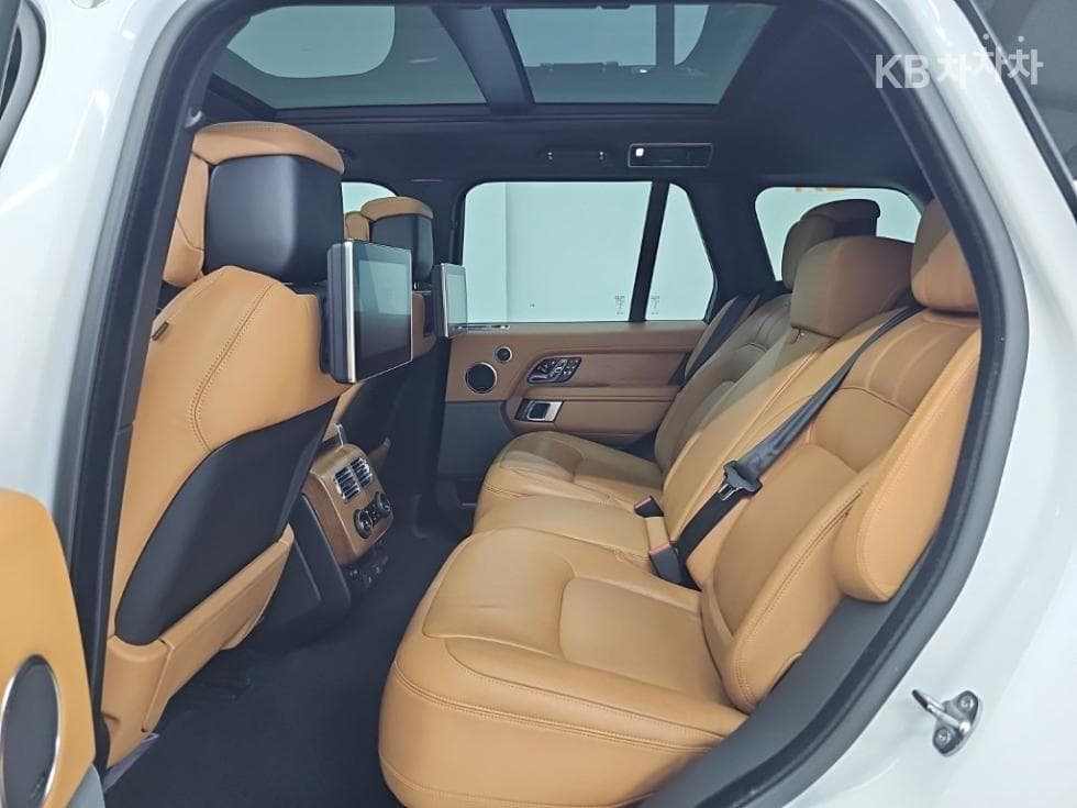 Land Rover Нов Range RoverD350 Автобиография SWB - 12