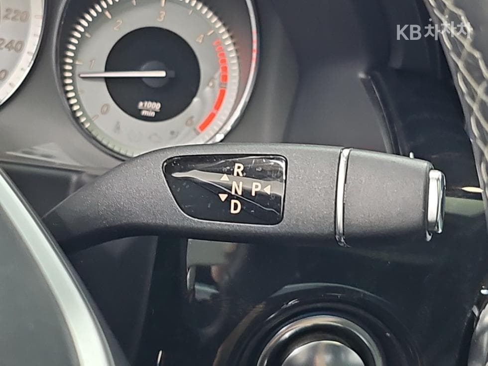 Mercedes-Benz GLK클래스GLK220 CDI4매틱 Premium - 8