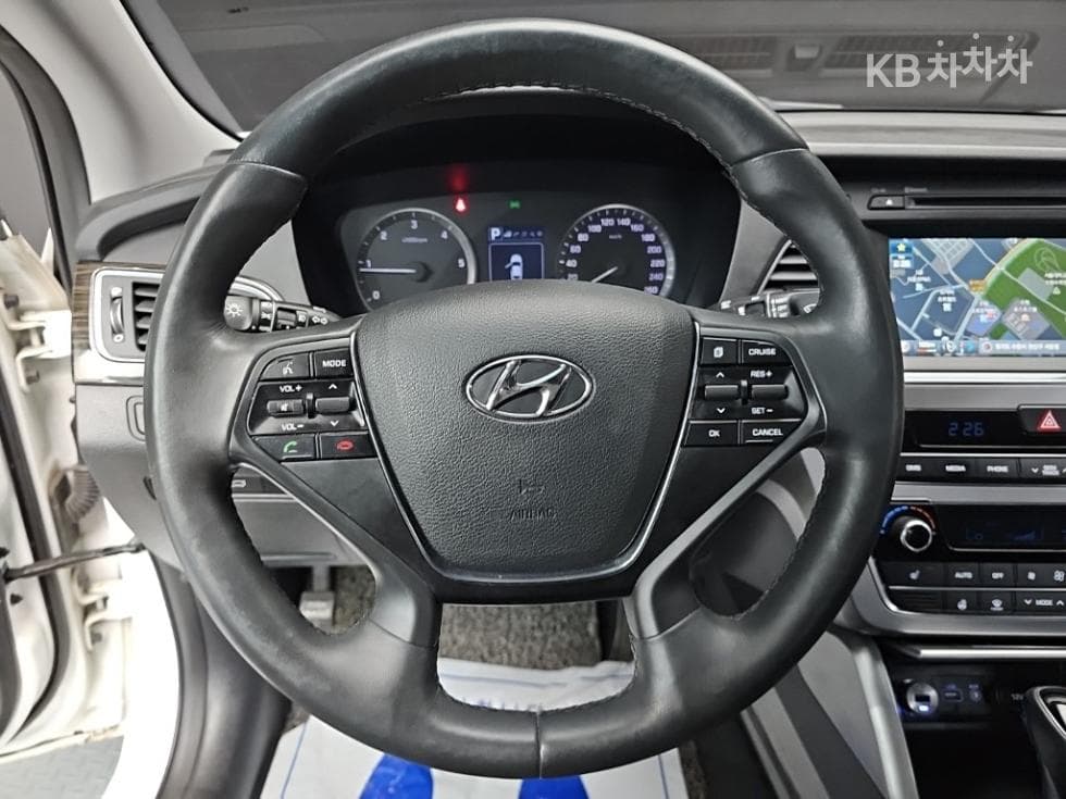 Хюндай Соната LF1.7 Дизел Смарт - 9