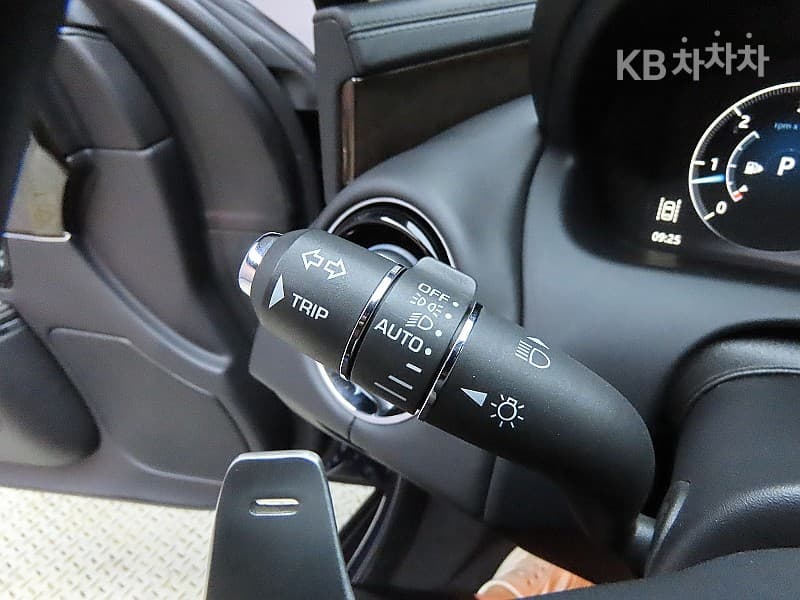 Jaguar All New XJ3.0D XJ50 LWB - 14