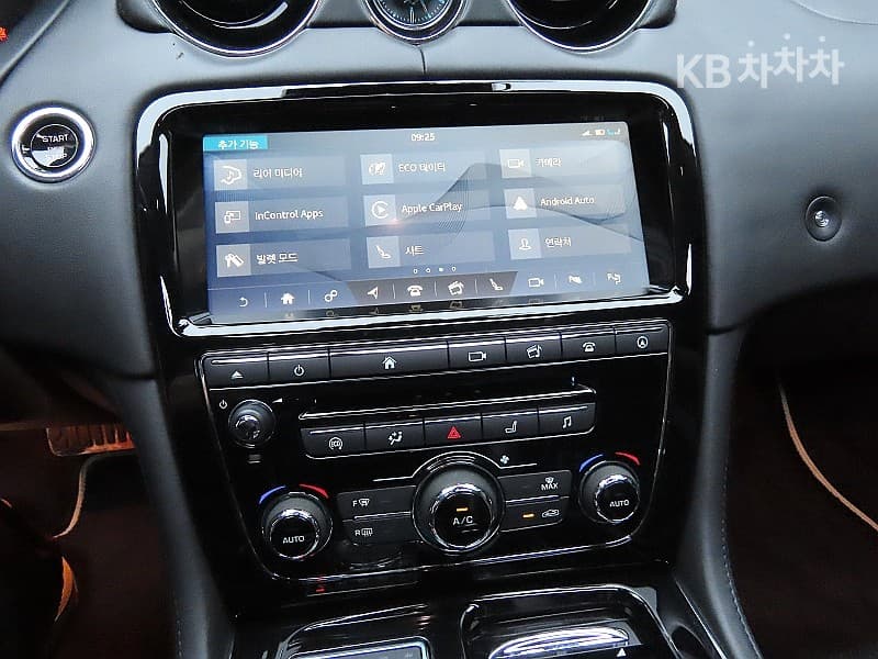 Jaguar All New XJ3.0D XJ50 LWB - 16