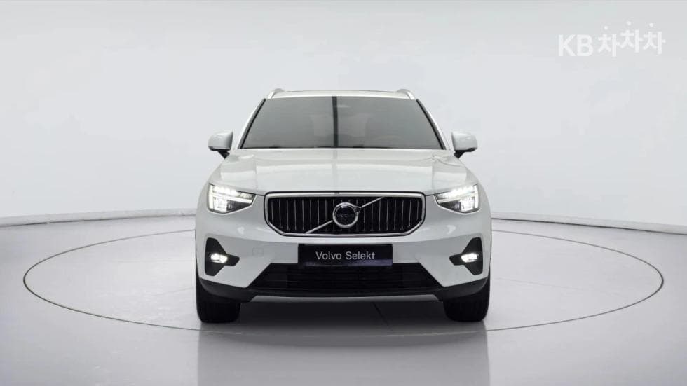 Volvo XC40B4 AWD Ultimate Bright - 5