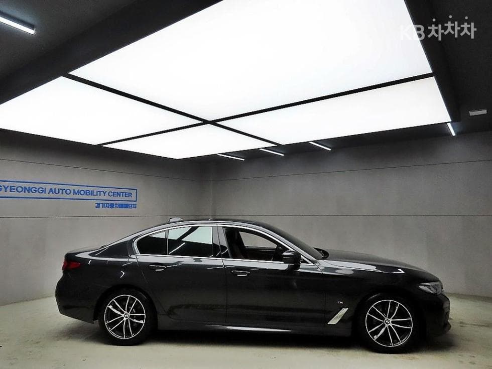BMW 올New5 Series (G30)520i M Sport - 2