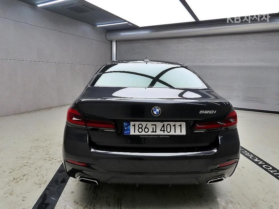 BMW 올New5 Series (G30)520i M Sport - 3