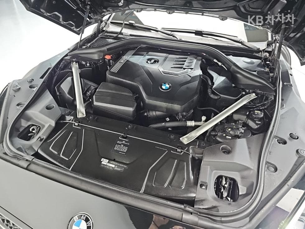 BMW All New Z4sDrive 20i M Sports Package - 5