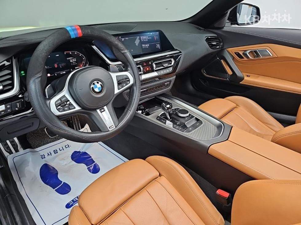 BMW All New Z4sDrive 20i M Sports Package - 7