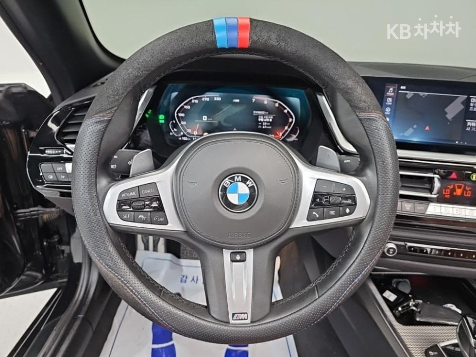 BMW All New Z4sDrive 20i M Sports Package - 9