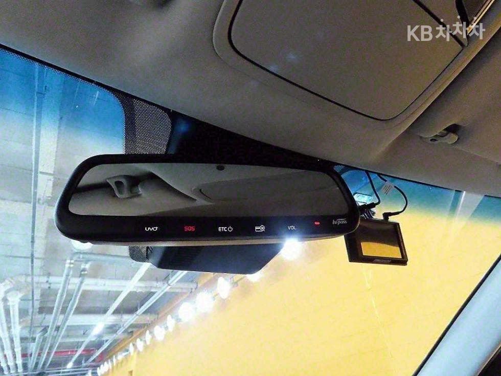 Киа K7 Premiere2.5 GDi X 에디션 - 14
