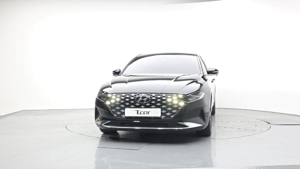 Hyundai The New (facelift) Grandeur (Azera)2.5 Le Blanc - 3