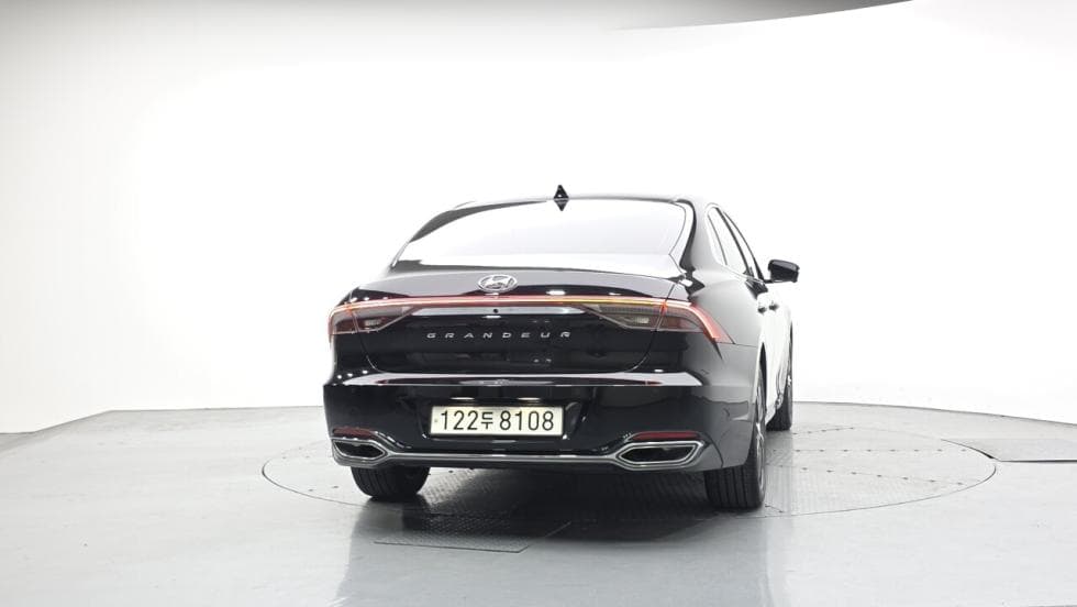 Hyundai The New (facelift) Grandeur (Azera)2.5 Le Blanc - 4