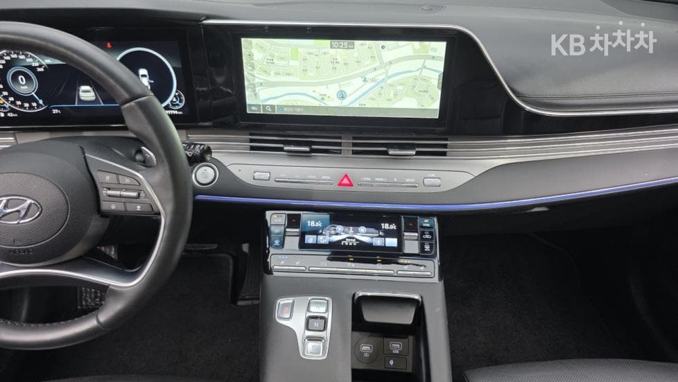 Hyundai The New (facelift) Grandeur (Azera)2.5 Le Blanc - 20