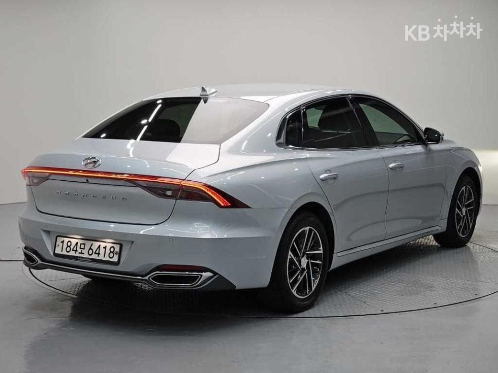 Hyundai The New (facelift) Grandeur (Azera)LPi 3.0 택시 High-end Type - 4