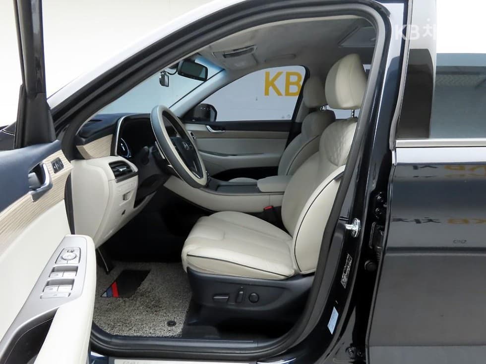 Хюндай Palisade2.2 Дизел 7-местен (Лимузин) AWD Престиж - 11
