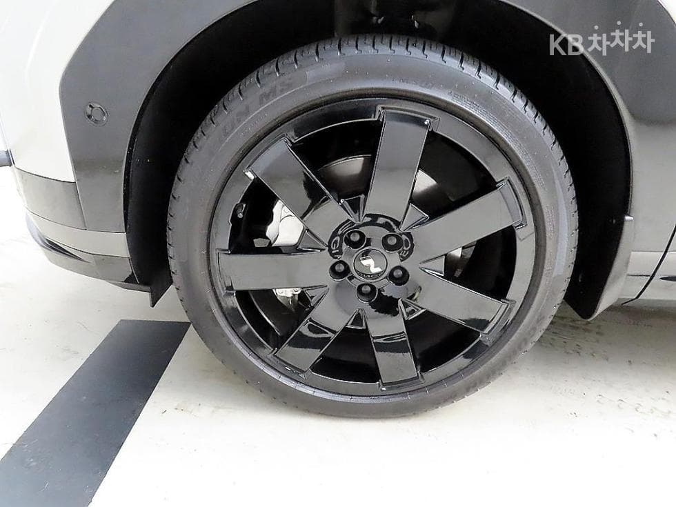 Hyundai The All New Santa Fe MX5Gasoline 2.5T AWD Calligraphy - 20