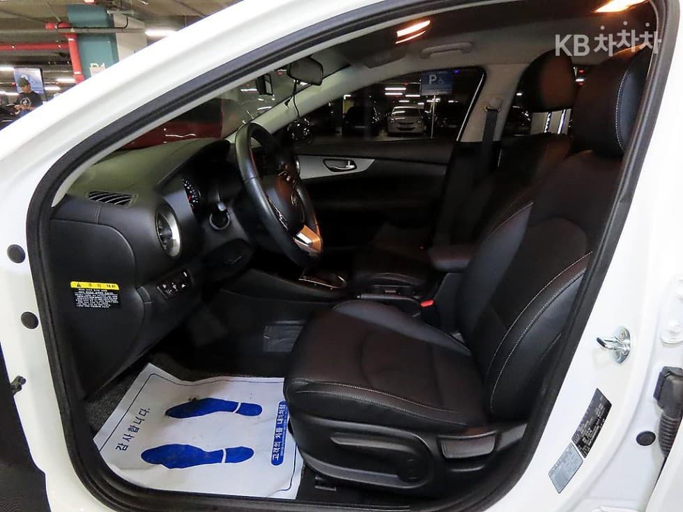 Kia All New K31.6 Gasoline Standard - 6
