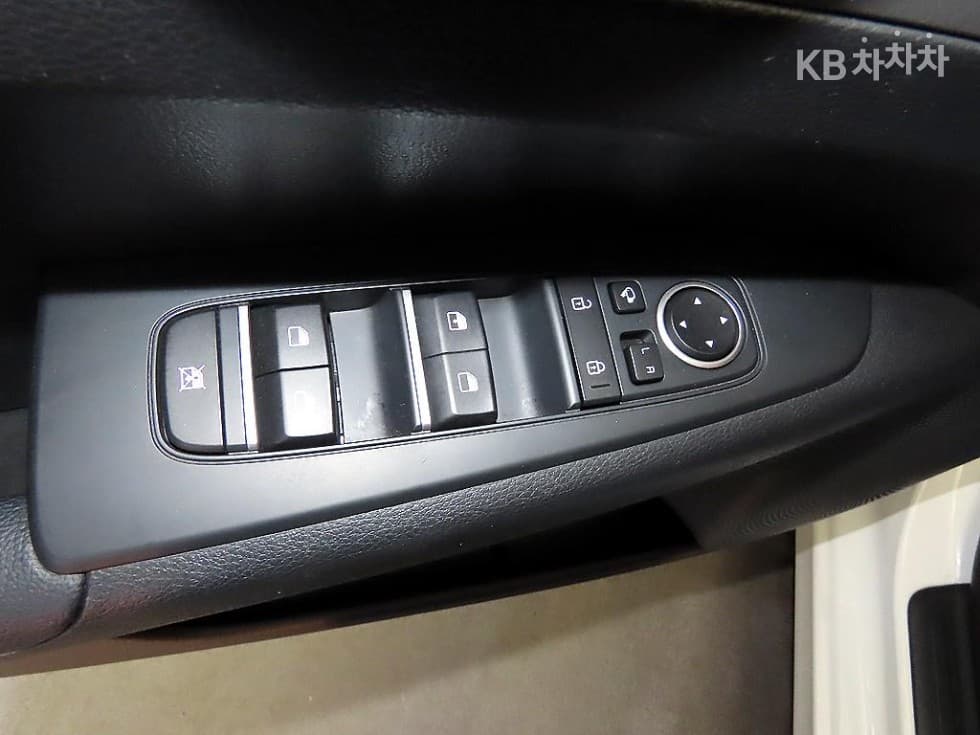 Kia All New K31.6 Gasoline Standard - 13