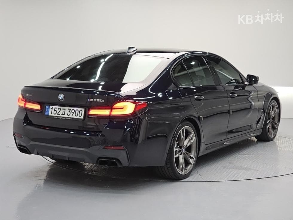 BMW 올Нов5 Серия (G30)M550i xDrive - 4