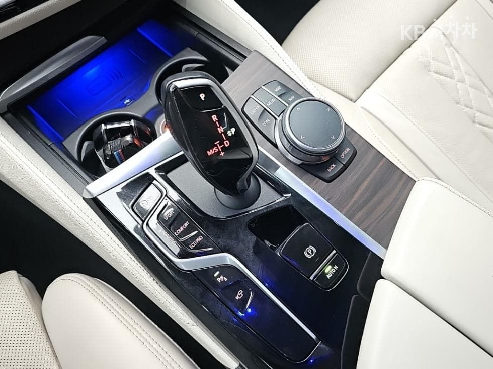 BMW 올Нов5 Серия (G30)M550i xDrive - 8