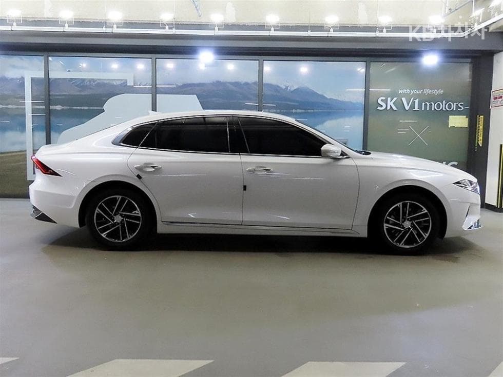 Hyundai The New (facelift) Grandeur (Azera)LPi 3.0 Rental car Modern - 3