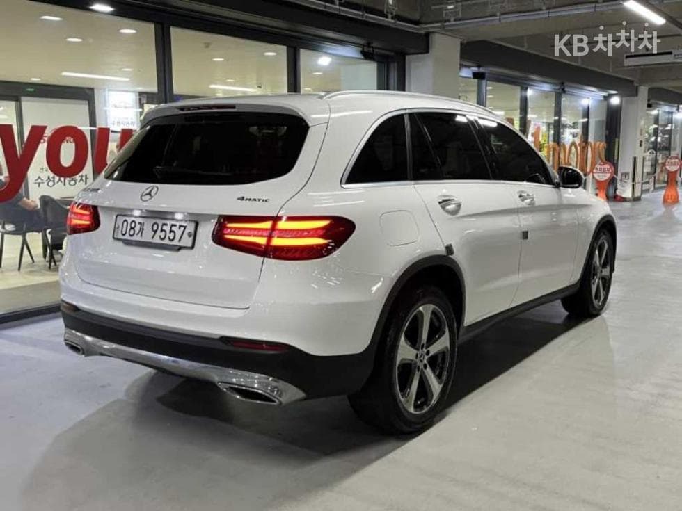 Mercedes-Benz GLC(X253)220 d 4Matic Premium - 4