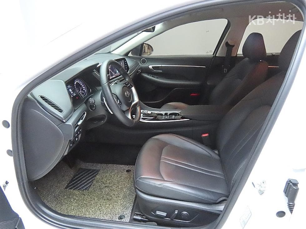 Hyundai Sonata (DN8)2.0 Premium 패밀리 - 10