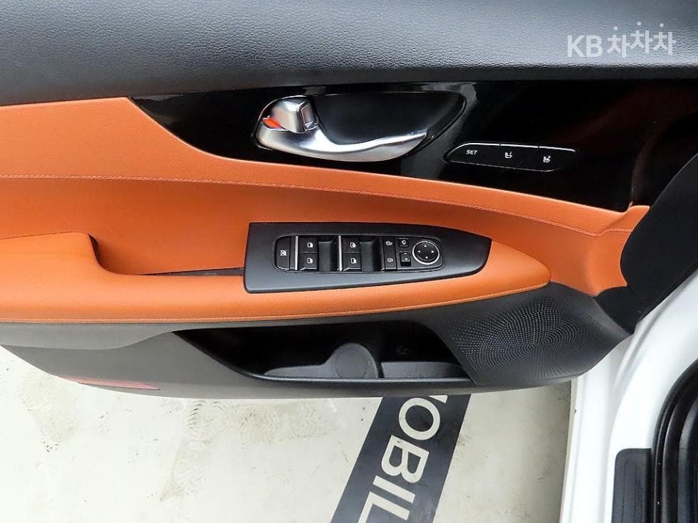 Киа The New (фейслифт) K3(BD)1.6 Бензин Signature - 11