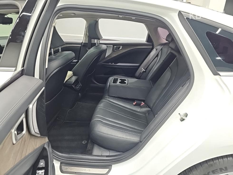 Kia K83.5 LPG Rental car Trendy - 12