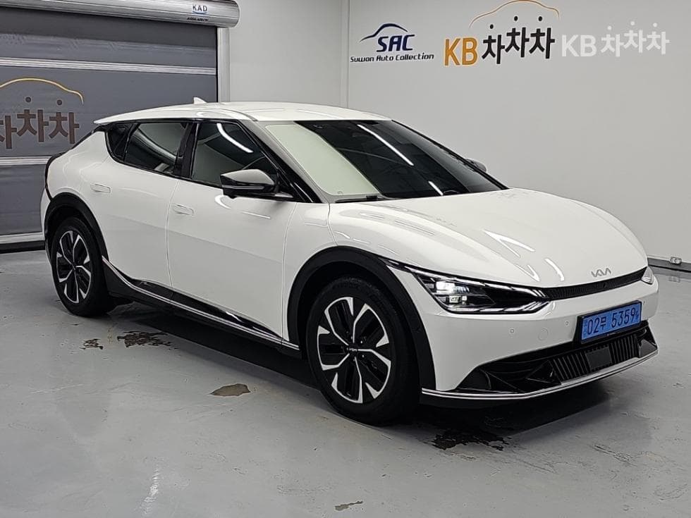 Киа EV6롱 레Местен지 2WD 어스 - 4