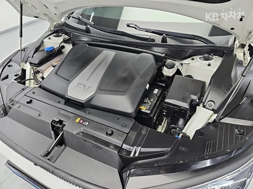 Киа EV6롱 레Местен지 2WD 어스 - 5