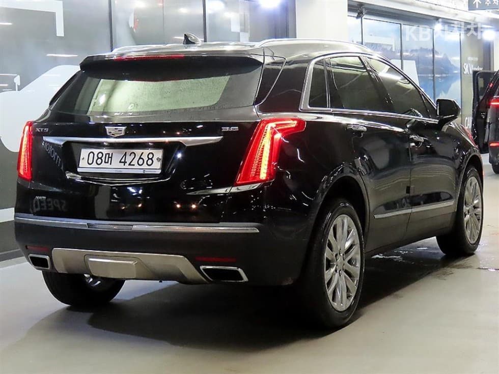 캐딜락 XT53.6 Platinum - 4