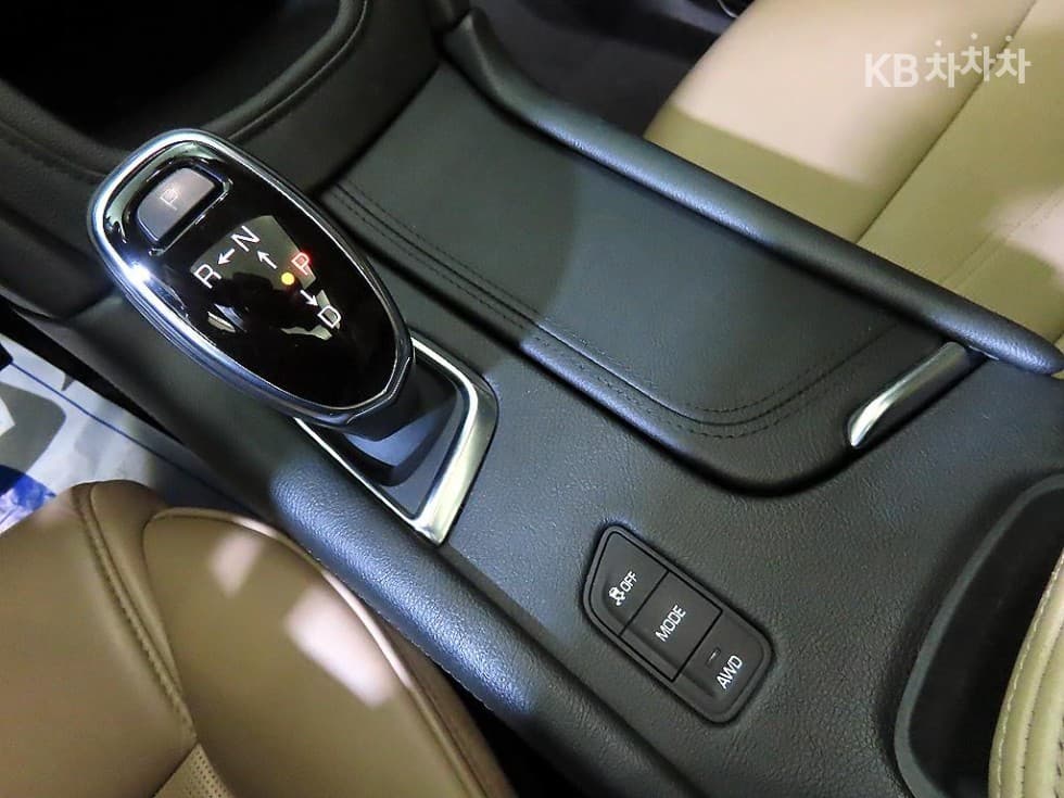 캐딜락 XT53.6 Platinum - 12