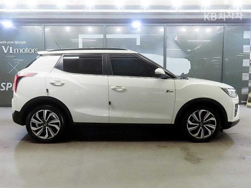 KG Mobility Very New (facelift/refresh; particularly for Tivoli) TivoliGasoline V5 2WD Standard - 3