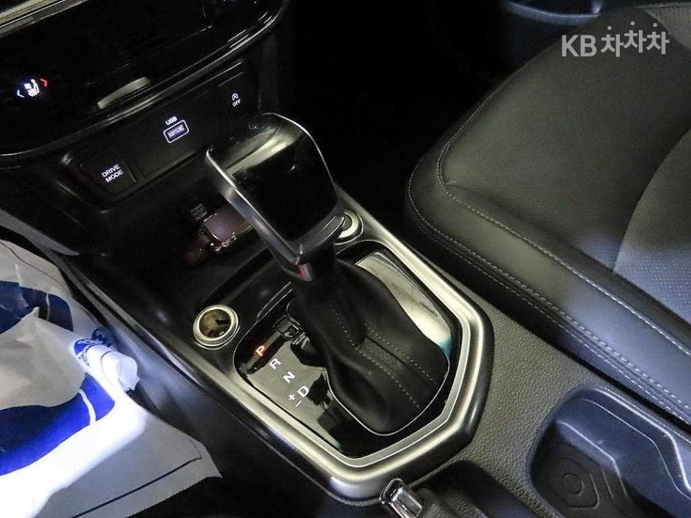 KG Mobility Very New (facelift/refresh; particularly for Tivoli) TivoliGasoline V5 2WD Standard - 12