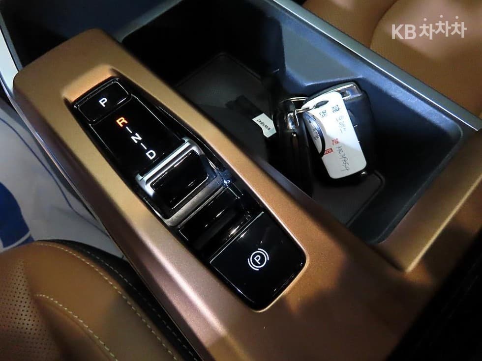 КейДжи Мобилити The New (фейслифт) 토레스(J100)Бензин Турбо 1.5 2WD 블랙에디션 - 12