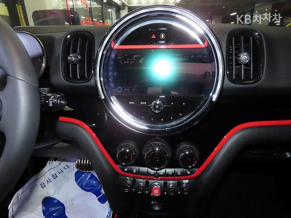 Мини Countryman (F60)2.0 Cooper JCW All4 Стандартен - 11
