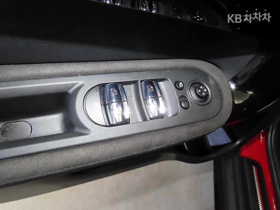 Мини Countryman (F60)2.0 Cooper JCW All4 Стандартен - 13