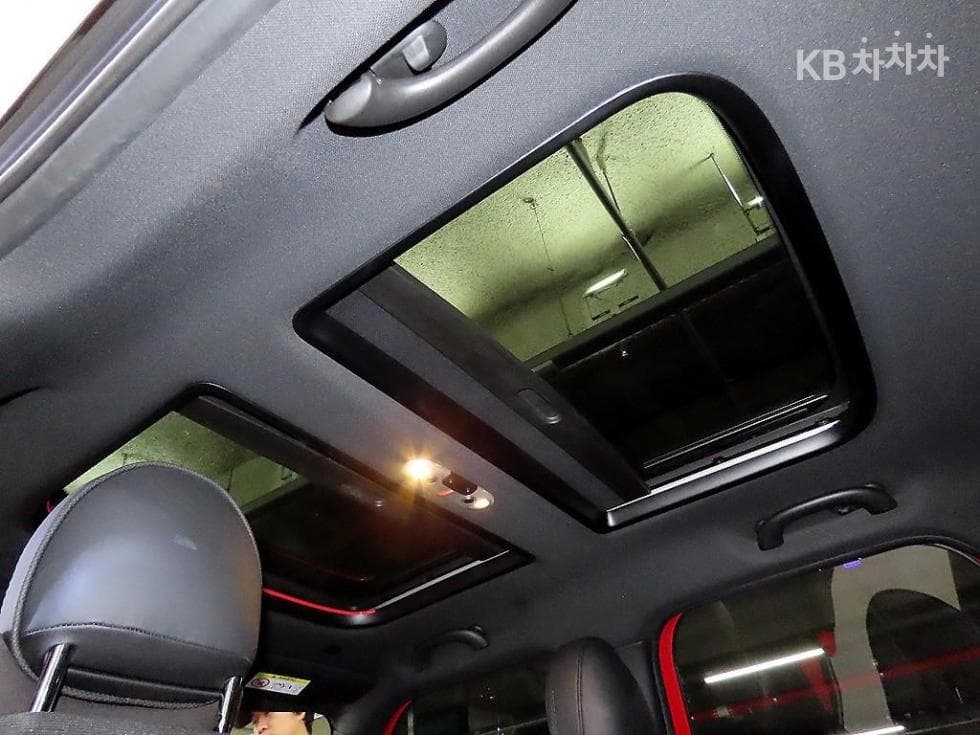 Мини Countryman (F60)2.0 Cooper JCW All4 Стандартен - 16