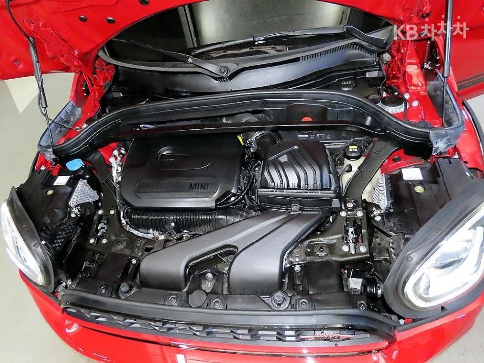Мини Countryman (F60)2.0 Cooper JCW All4 Стандартен - 19