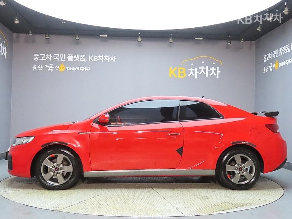 Kia Forte 쿱1.6 GDI Luxury - 5