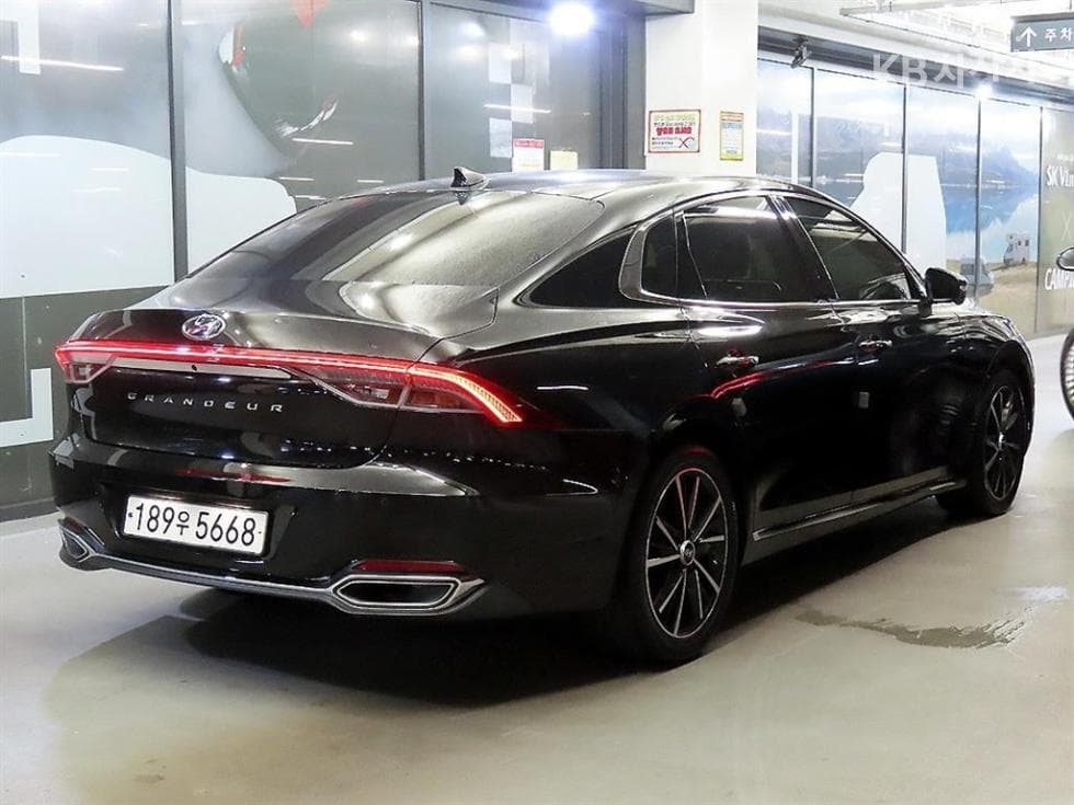 Hyundai The New (facelift) Grandeur (Azera)2.5 Le Blanc - 4