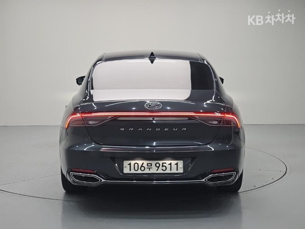 Hyundai The New (facelift) Grandeur (Azera)3.3 Premium 초이스 - 3