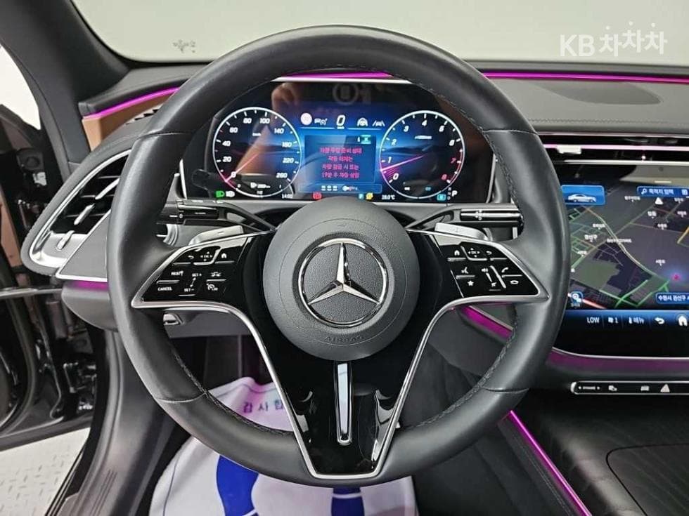 Mercedes-Benz E-클래스 (W214)E200 Avantgrade - 9
